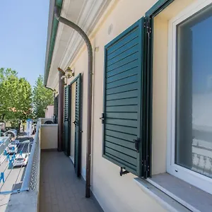 Kimba Aparthotel